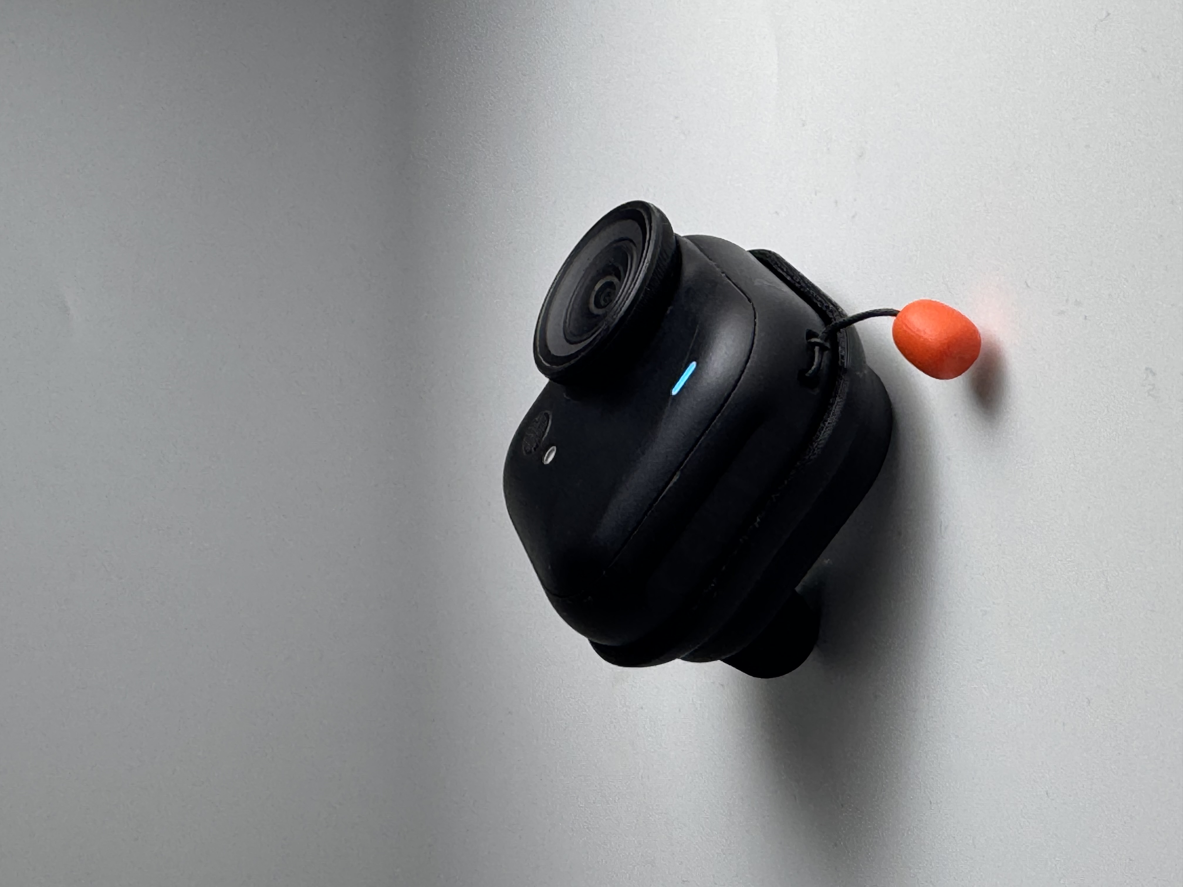 Prindere Magnetică Quick-Release-Dual-Orientation Insta360 GO Ultra