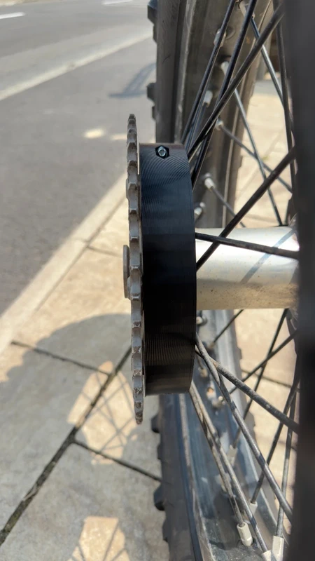 Anti-stuck chain device for enduro motorcycle - 9