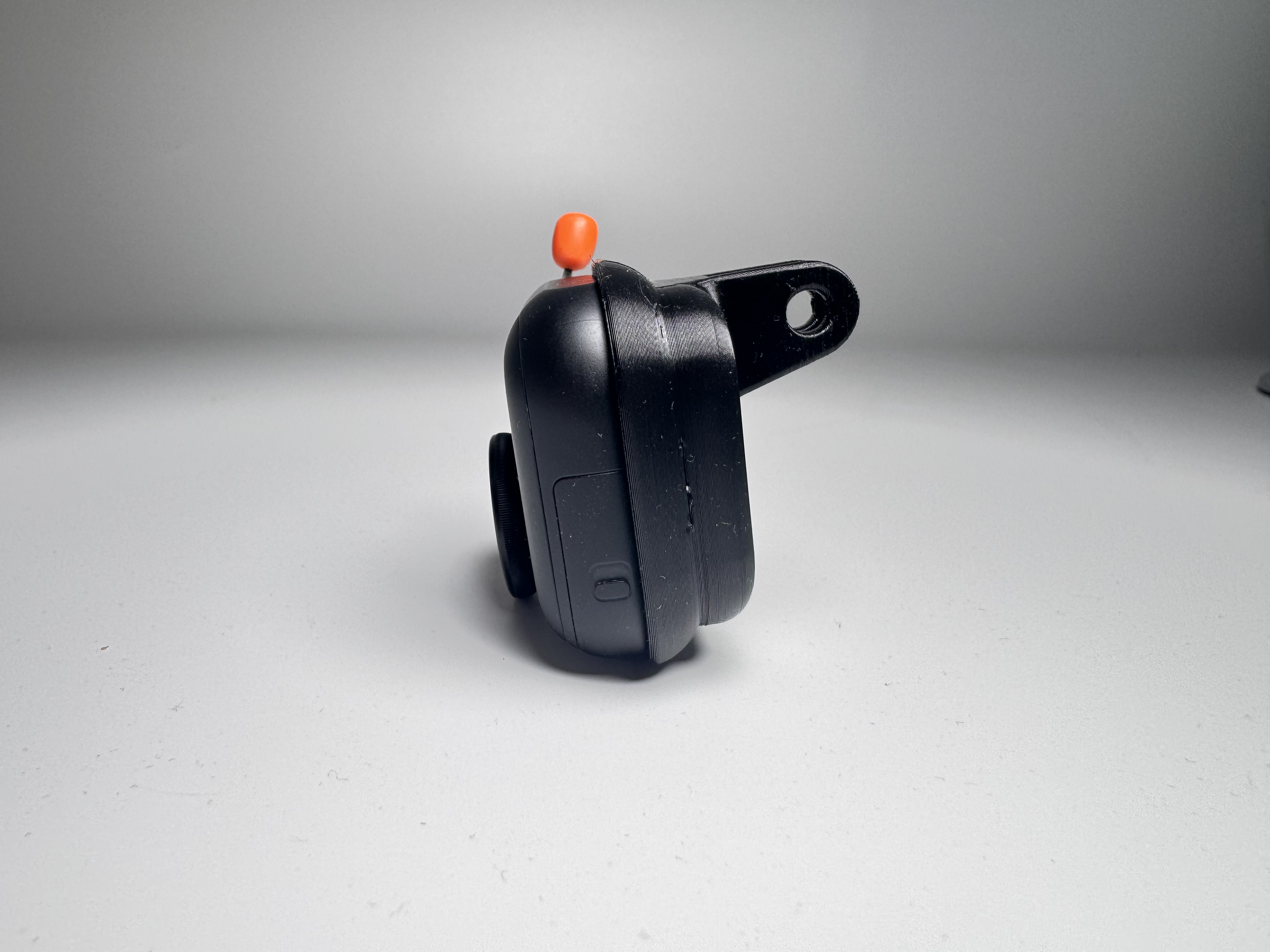 Prindere Magnetică Quick-Release-Dual-Orientation Insta360 GO Ultra